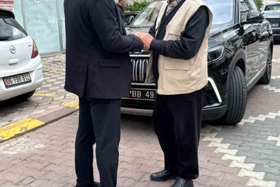 Pursaklar Belediye Başkanı Çetin, vatandaşlarla bayramlaştı