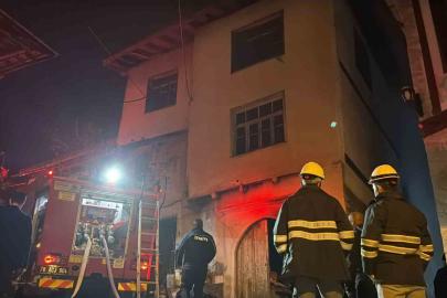 Safranbolu’da 2 katlı müstakil evde yangın paniği