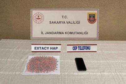 Sakarya’da 3 ilçede uyuşturucu operasyonu: Evlerini uyuşturucu imalathanesine çevirmişler