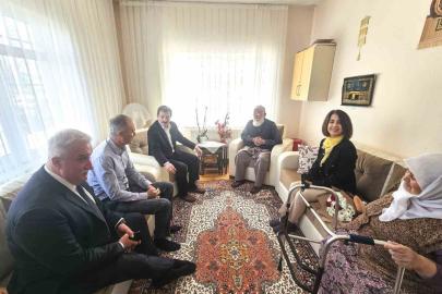 Şehit annesine duygulandıran Anneler Günü ziyareti