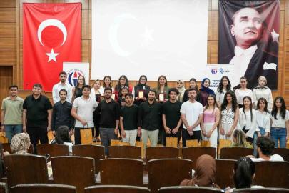 Şehitkamil’de Kent Gönüllüleri Projesi’nde mezuniyet coşkusu