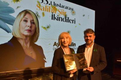 Şiirin kalbi Manisa’da attı