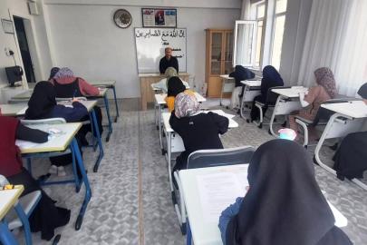 Simav’da "Çocuk İlmihali" bilgi yarışması yapıldı