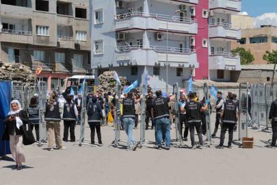 Şırnak’ta 1 Mayıs halaylarla kutlandı