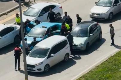 Taksiciyi rehin alıp, polisle çatışan şahıs yaşanan kovalamaca sonucu yakalandı