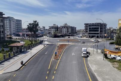 Tarsus’ta kavşak düzenlemesiyle ulaşım daha güvenli hale geldi