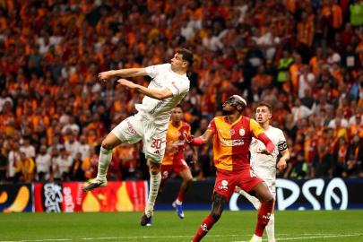 Trendyol Süper Lig: Galatasaray: 0 - Antalyaspor: 1 (İlk yarı)