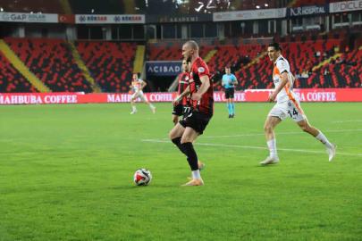 Trendyol Süper Lig: Gaziantep FK: 1 - Başakşehir: 2 (Maç Sonucu)