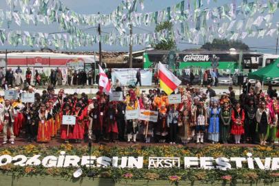 Uluslararası Aksu Festivali kapsamında yöredeki Mayıs 7’si geleneği yaşatıldı