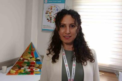 Uzmanından "bayramda dengeli beslenin" uyarısı