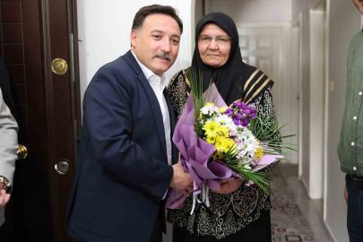 Vali Çiçek’ten Anneler Günü’nde şehit annelerine ziyareti