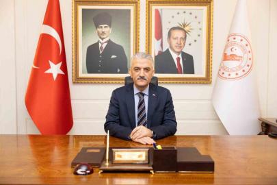 Vali Makas, "107 yıl önce yakılan meşale hiç sönmedi"