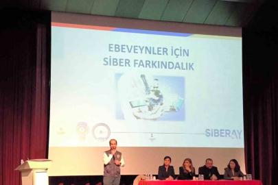 Velilere siber güvenlik eğitimi: Kars Emniyeti’nden farkındalık semineri