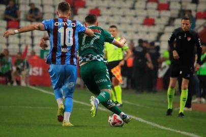 Ziraat Türkiye Kupası: Trabzonspor: 1 - Konyaspor 0 (İlk yarı)