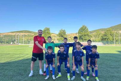 1299 Bilecikspor Kulübü, gol oldu yağdı