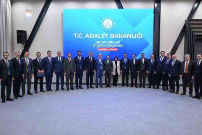 Adalet Bakanı Gürlek, İç Anadolu Bölgesi Milletvekilleriyle bir araya geldi