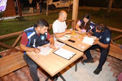 Aksu’da zabıta ekiplerinden dilenci denetimi