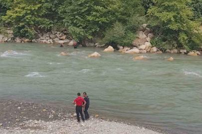 Alanya’da çayda kaybolan genci arama çalışmalarına yarın devam edilecek