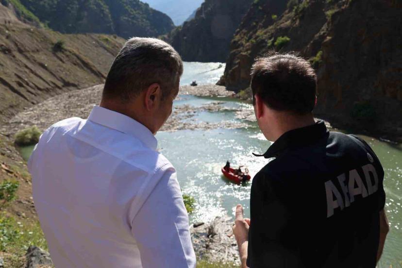 Artvin’de kayıp babayı arama çalışmaları 16’ıncı gününde sürüyor
