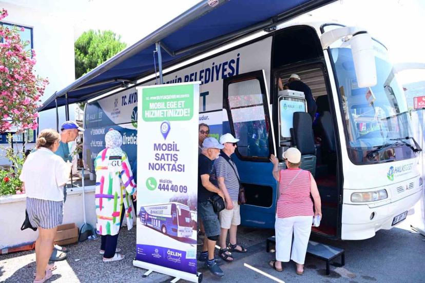 Aydın Büyükşehir Belediyesi Mobil Halk Ege Et aracına Didim’de yoğun ilgi