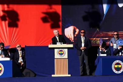 Aziz Yıldırım: "Benim Fenerbahçelilere ödenmemiş bir borcum var"