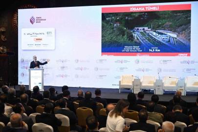 Bakan Uraloğlu: "2053 vizyonumuz doğrultusunda Türkiye’yi dünyanın en güçlü dijital altyapı merkezlerinden biri haline getirmiş olacağız"
