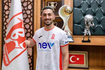 Balıkesirspor, Ferit Özler’i renklerine bağladı