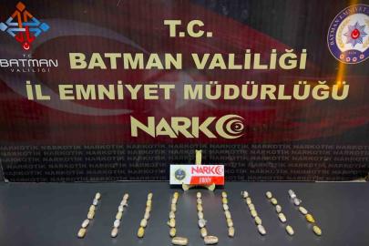 Batman’da inanılmaz olay: 4 yolcunun midesinden 353 parça halinde 2  kilo 700 gram uyuşturucu çıktı