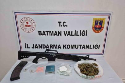 Batman’da uyuşturucu operasyonu: Kokain ve skunk ele geçirildi, 1 kişi tutuklandı