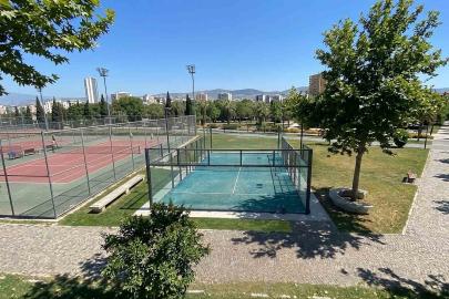 Bostanlı Sahili’ne yeni padel kortları geliyor