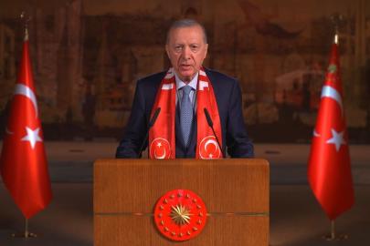 Cumhurbaşkanı Erdoğan’dan A Milli Takım’a destek mesajı: "Mücadeleyi bırakmadığınızda Türkiye için neleri başardığınıza defalarca şahit olduk"