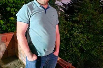 Denizde boğulma tehlikesi geçiren baba kurtarılamadı