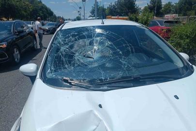 Diyarbakır’da yolun karşısına geçmek isterken aracın çarptığı şahıs hayatını kaybetti