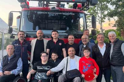 Engelli vatandaşlardan ve itfaiyeden yavru kargaya şefkat eli