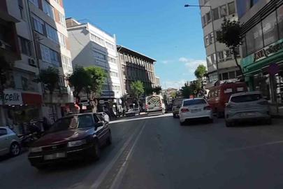 Eskişehir’de çift sıra park problemi devam ediyor
