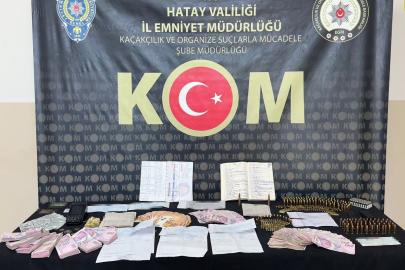 Faizle para vererek kumar bağımlılarını borç batağına düşüren tefecilere operasyon