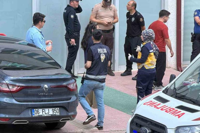 Görevi başında kalp krizi geçiren polis memuru hayatını kaybetti