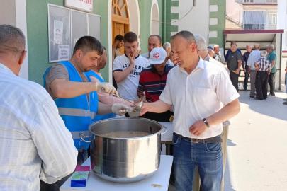 Hisarcık İlçe Müftülüğü’nden aşure ikramı