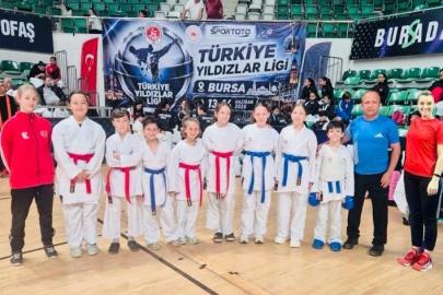 Karate Şampiyonasında Eskişehir rüzgarı