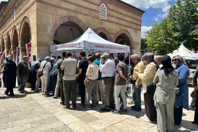 Kastamonu’da binlerce vatandaşa aşure ikramı