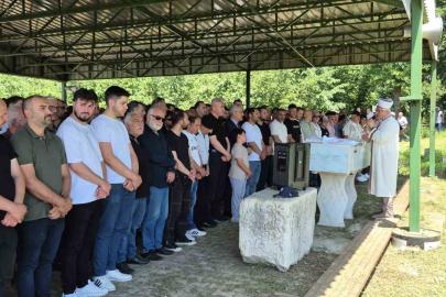 Kazada hayatını kaybeden yaşlı adam son yolculuğuna uğurlandı
