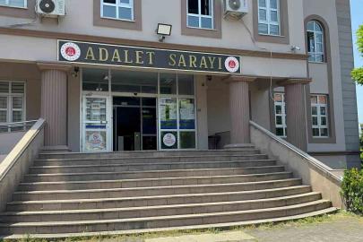 Kenevir yetiştirmek için iklimlendirme sistemi kurmuş