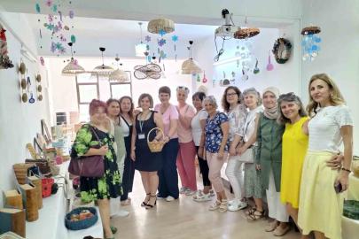 Köyceğiz’de atık kağıtlar sanata dönüştü
