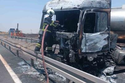 Mardin’de tırda çıkan yangın söndürüldü