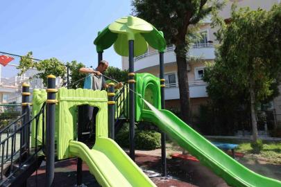 Marmaris’te temizlik çalışmaları sürüyor