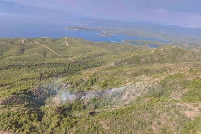Marmaris’teki yıldırım kaynaklı orman yangını söndürüldü