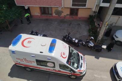 Misafir olarak bulunduğu evde başından vurulmuş halde bulunan genç kız hayatını kaybetti