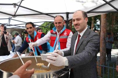 Oltu’da aşure coşkusu