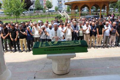 Orhan öğretmen, doğum günü ve evlilik yıl dönümünde hayatını kaybetti