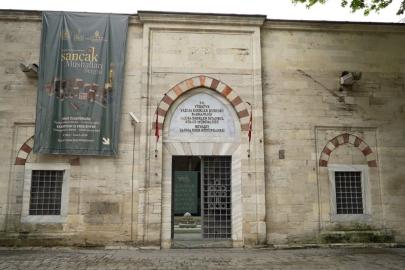 Osmanlı Cihan Devleti ordusunun manevi mirası "Sancak Mushafları" ilk kez sergileniyor